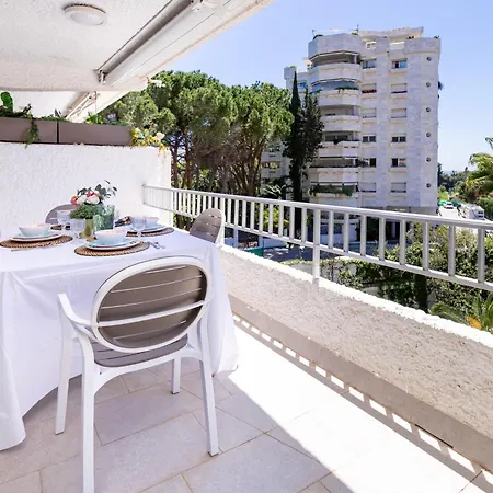 Escapada Perfecta En Terraza, Piscina Parking Y Sol Marbella