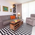 Escapada Perfecta En Terraza, Piscina Parking Y Sol דירה