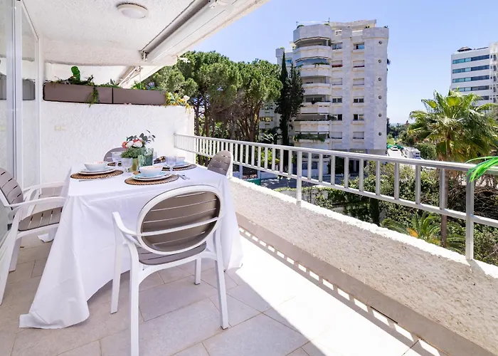 Escapada Perfecta En Terraza, Piscina Parking Y Sol Marbella