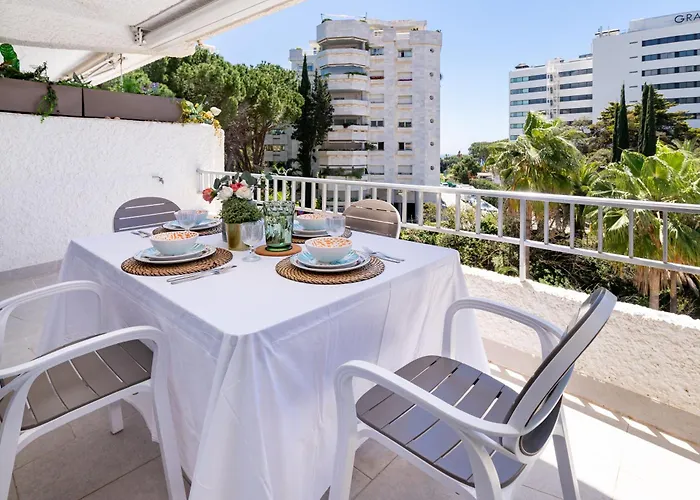 Escapada Perfecta En Terraza, Piscina Parking Y Sol Marbella
