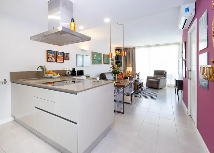 Escapada Perfecta En Terraza, Piscina Parking Y Sol *